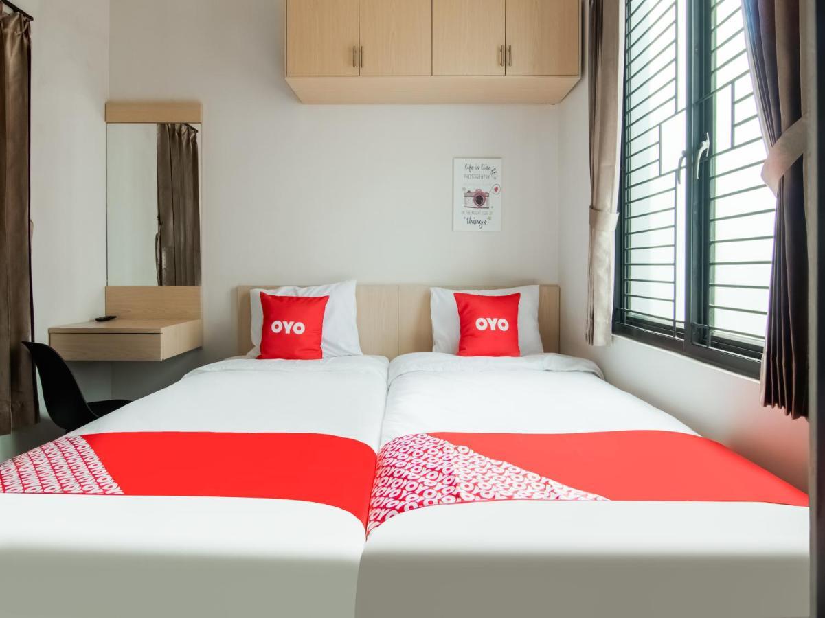 Oyo 3824 Columbus Residence J1 Telukjambe 外观 照片