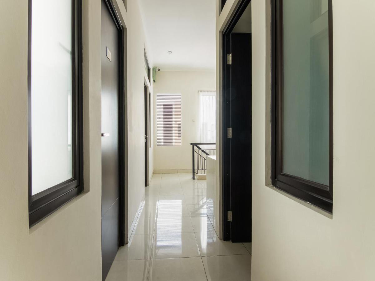 Oyo 3824 Columbus Residence J1 Telukjambe 外观 照片