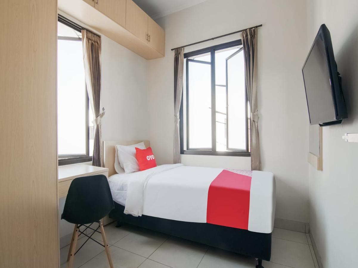 Oyo 3824 Columbus Residence J1 Telukjambe 外观 照片
