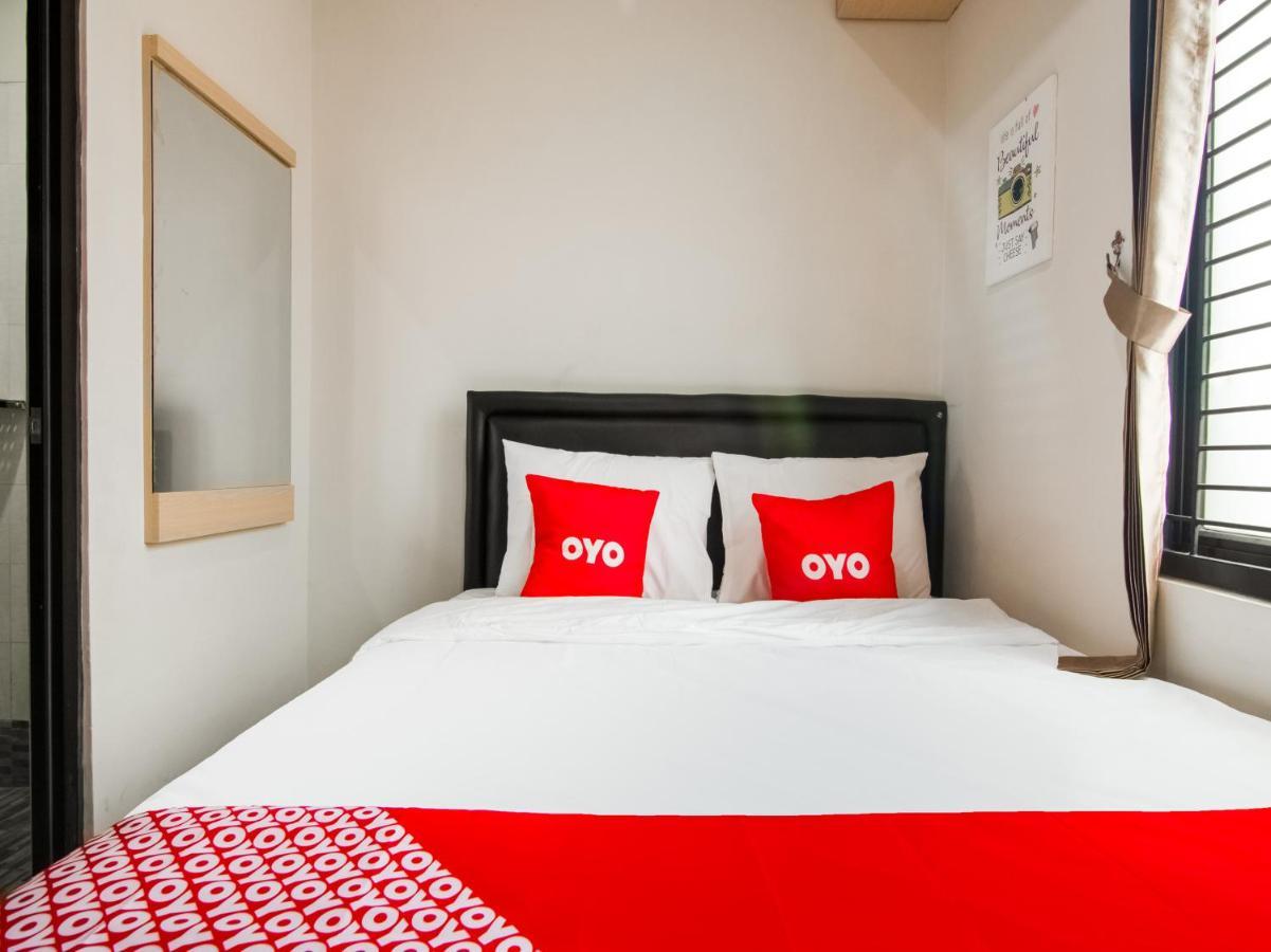 Oyo 3824 Columbus Residence J1 Telukjambe 外观 照片